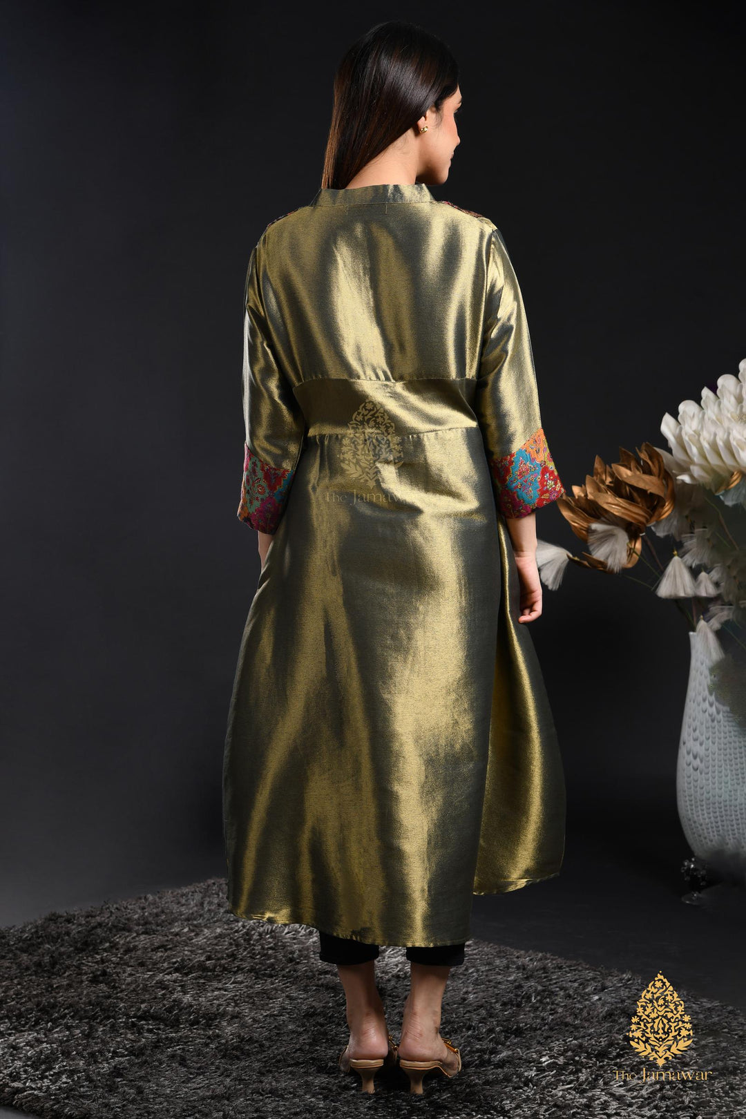 Antique Gold Handwoven Ensemble