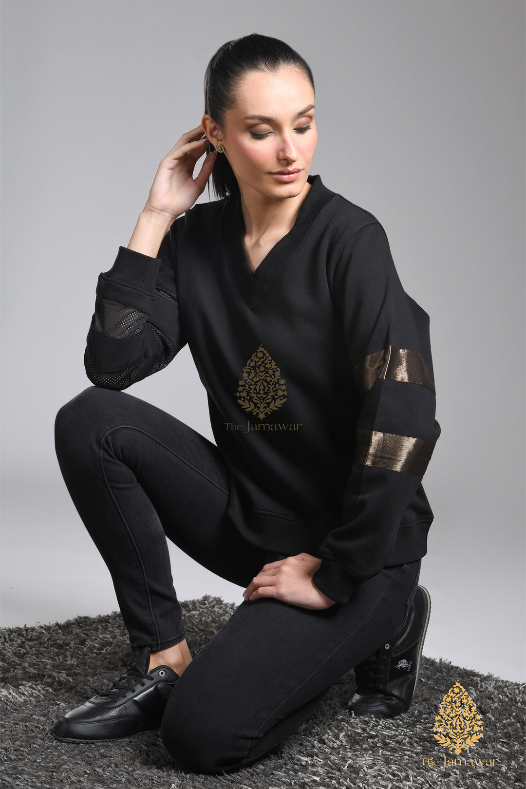 V-Neck Net Sleeves Fleece Sweatshirt