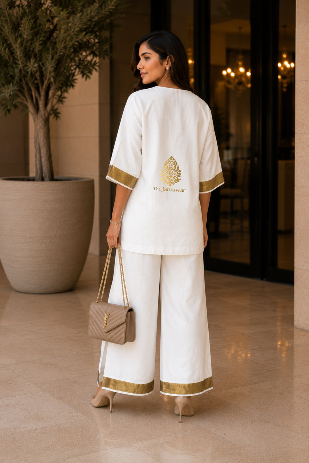 Ivory Noor Luxury Set